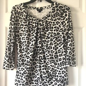 Ann Taylor Factory Top Women's S Animal Snow Leopard Print Twist Neckline Knit